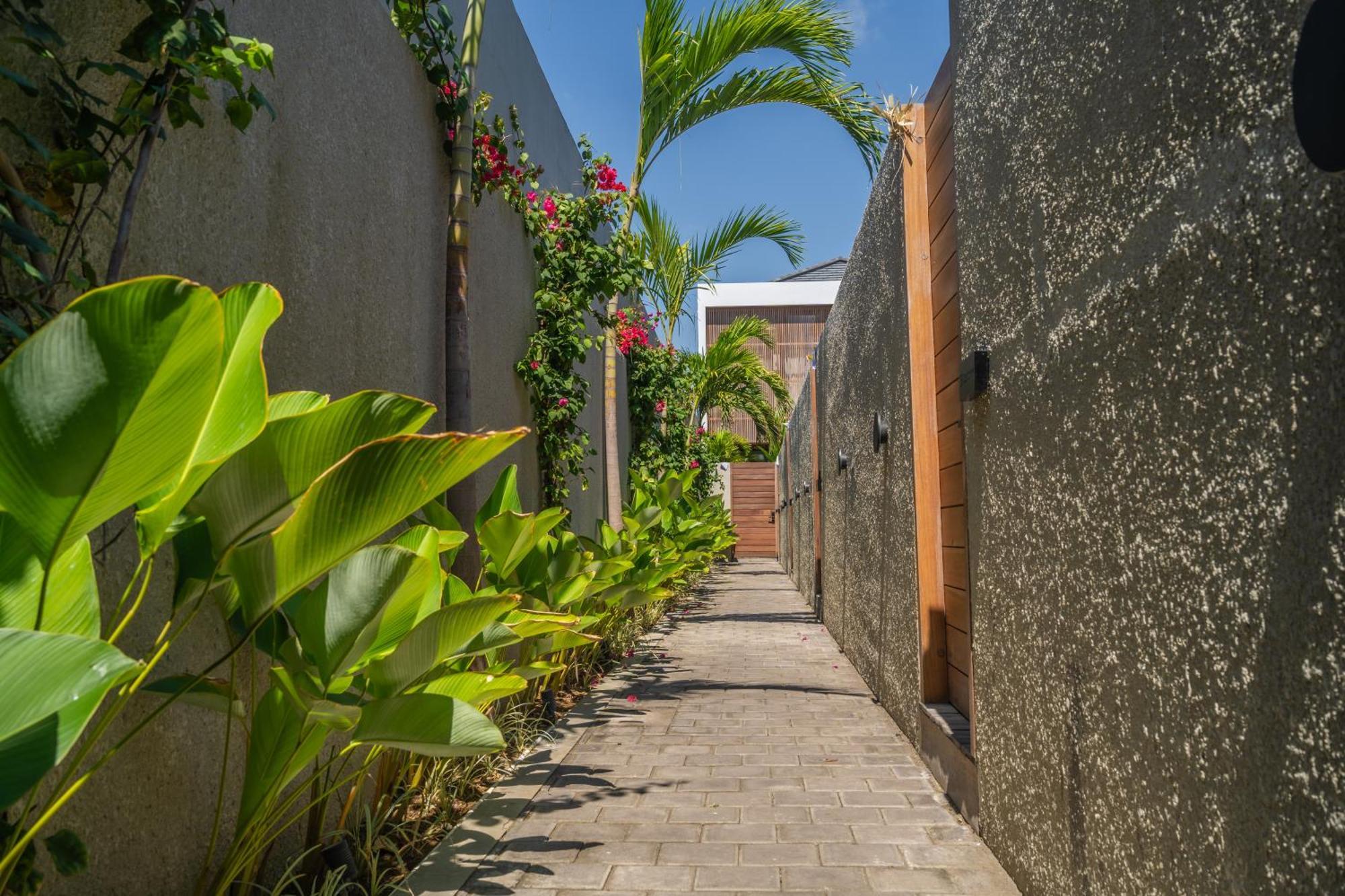 3brd Modern Close To The In * Seminyak (Bali)